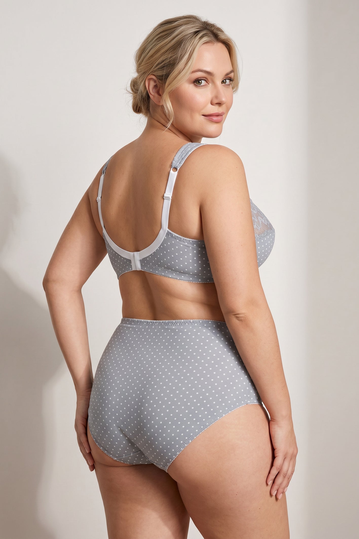 Wireless Cotton Support Bra with wide straps 1101/C - Grey with dots (80-105 B-G)