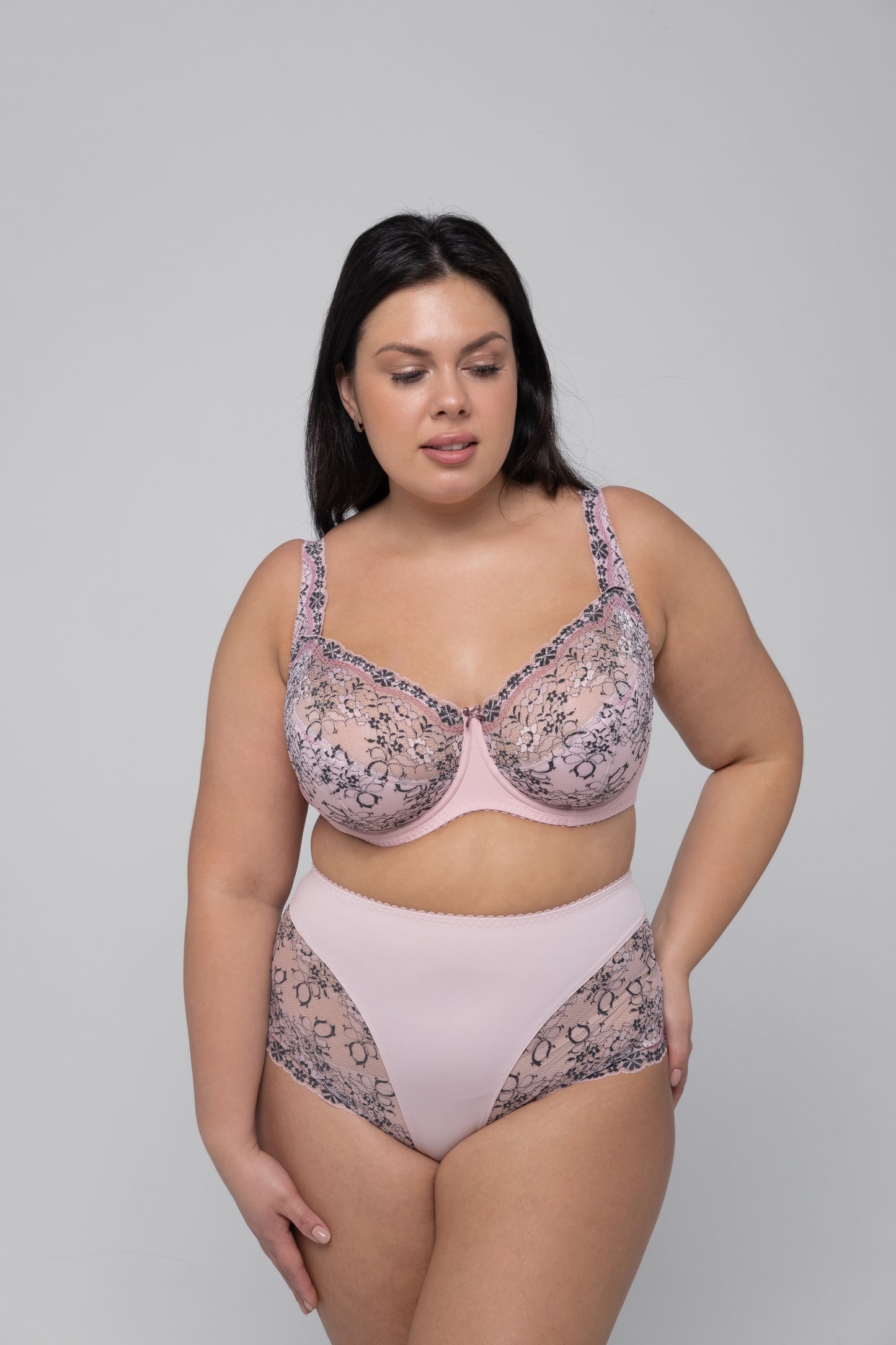 High-Waist Comfort Panties, Smooth microfibre with lace - 2937 Lotus, 40-48