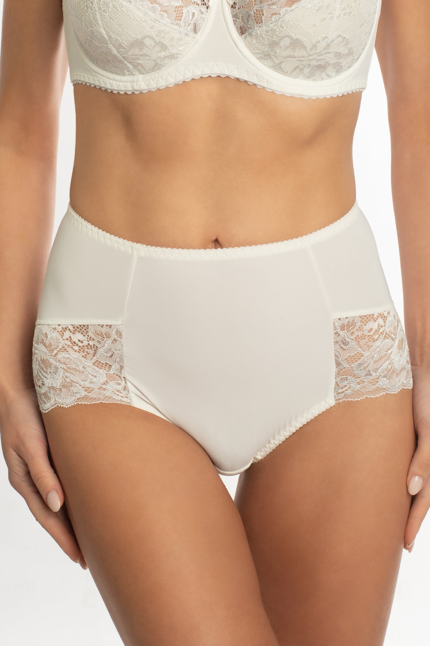 Комфортные  трусы со средней линией талии - 2911/M, Серебряный Дождь, 42-48