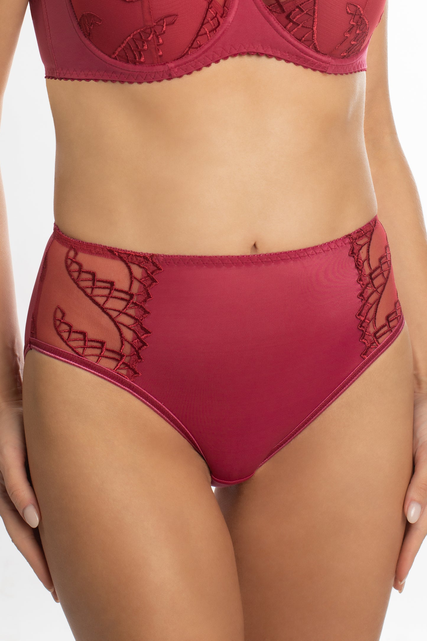 Biksītes ar vidēju vidukli - 2949/M, Sangrija, 40-46