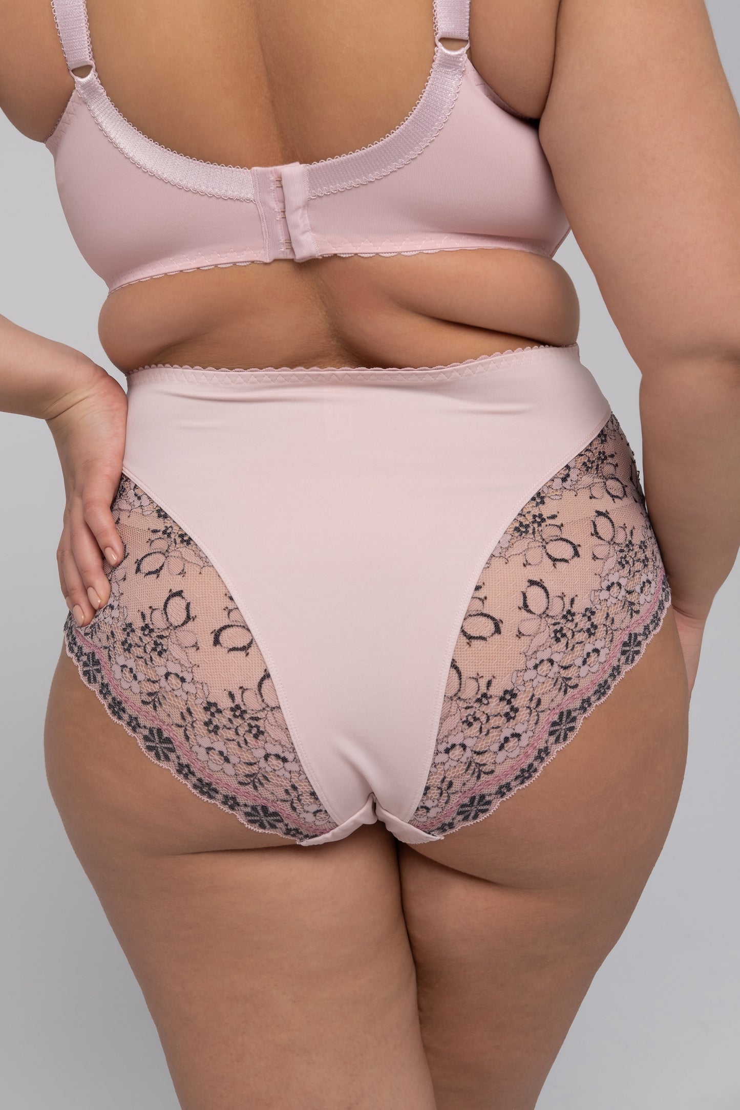 High-Waist Comfort Panties, Smooth microfibre with lace - 2937 Lotus, 40-48