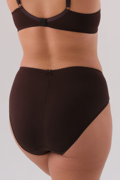 Biksītes ar vidēju vidukli - 2949/S, Šokolādes krāsā, 40-46