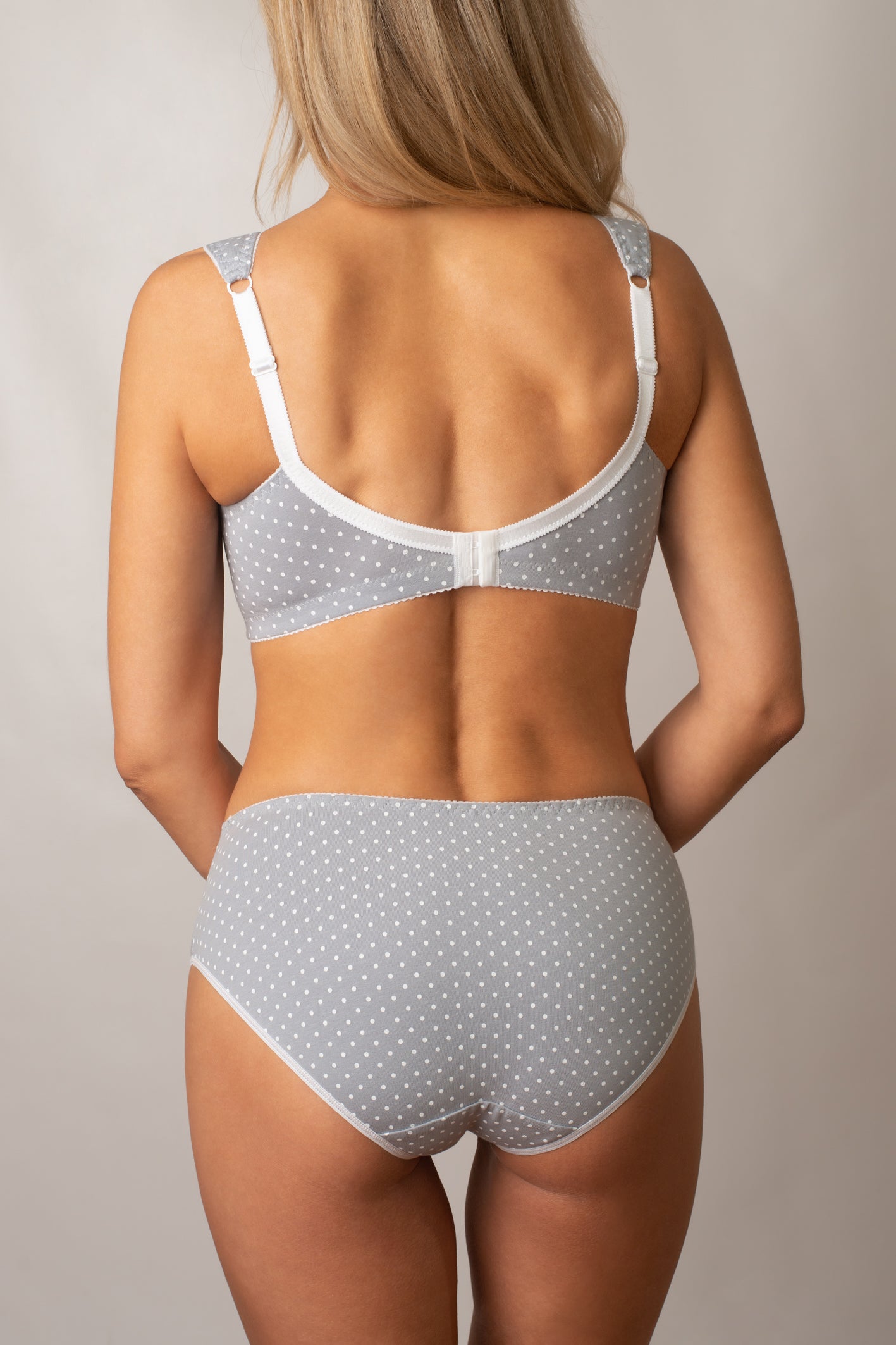 Wireless Cotton Support Bra with wide straps 1101/C - Grey with dots (80-105 B-G)